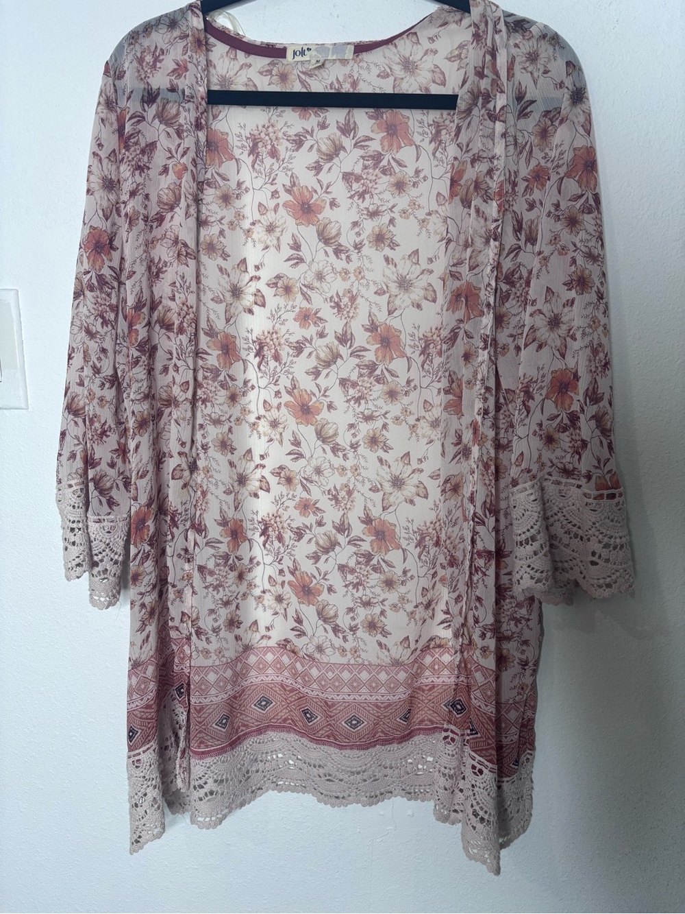 Jolt Sheer Floral Lace-Trim Kimono in Blush and Dusty Rose